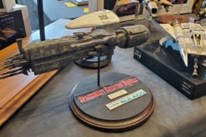 202207_Blohm_38_StarFest-2022_1_ModelFest-Models-13-USS-Sulaco-Buck-Rogers-Thunder-Fighter