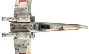 230911103258-01-star-wars-starfighter-model