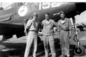 35_Anderson_P-39-Old-Crow-With-Crew