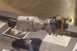 ASM_1909_Blohm_Apollo-11_Kit-Review_28R