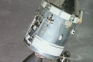 ASM_Apollo-11_Command-Service-Module_101