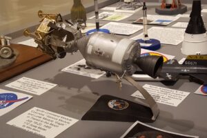 ASM_Apollo-11_Display_Nat-Mus-Nuc-Science_Jul19_027R