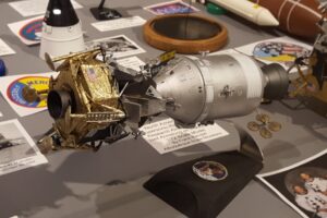 ASM_Apollo-11_Display_Nat-Mus-Nuc-Science_Jul19_037R