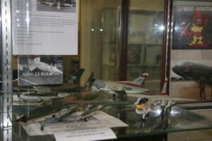 DNWS-Model-Display_105