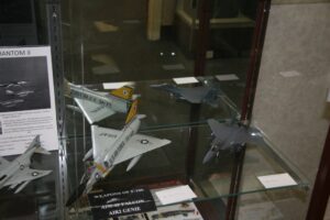 DNWS-Model-Display_106