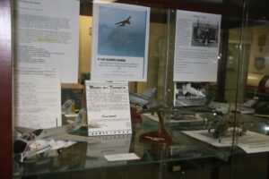 DNWS-Model-Display_108